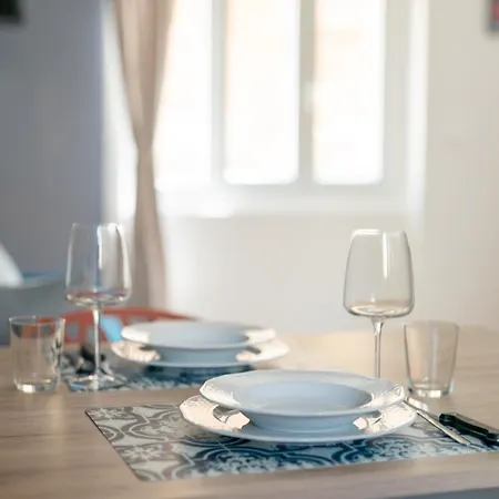 Elegante In Marina Trieszt