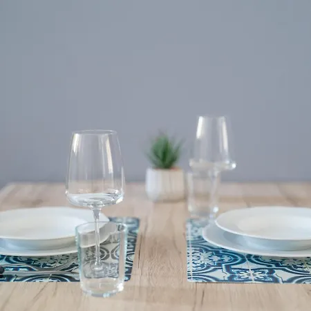 Elegante In Marina Apartman